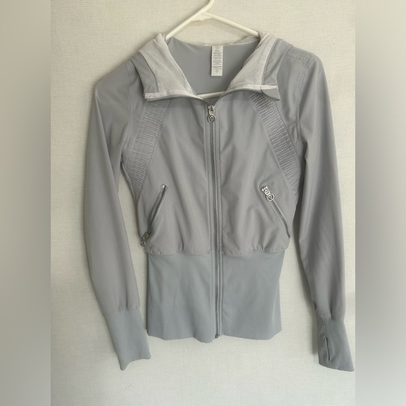 Ivivva Teens Light Gray Hooded Jacket - Picture 1 of 5